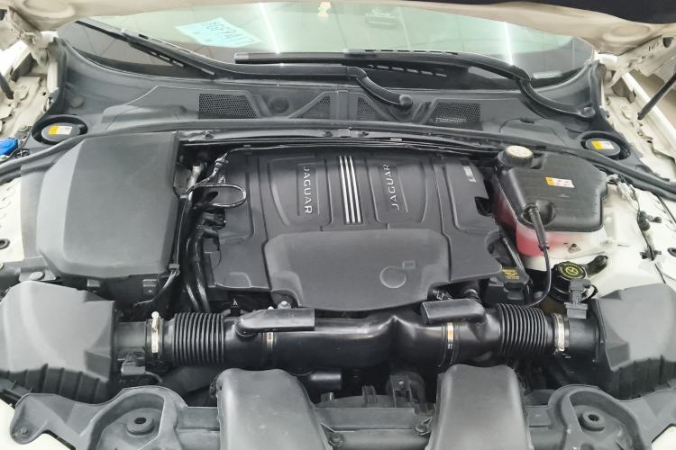 Used Jaguar XF 2014 XF 3.0 SC Elegance Edition Engine Bay