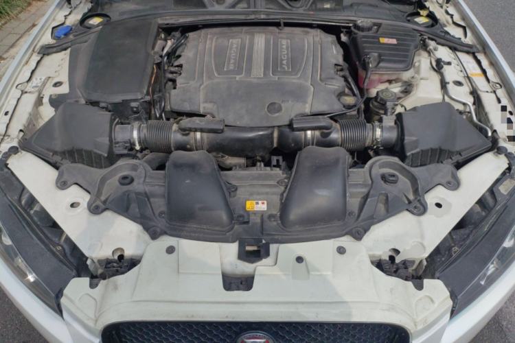 Used Jaguar XF 2014 XF 3.0 SC Luxury Edition Engine Bay