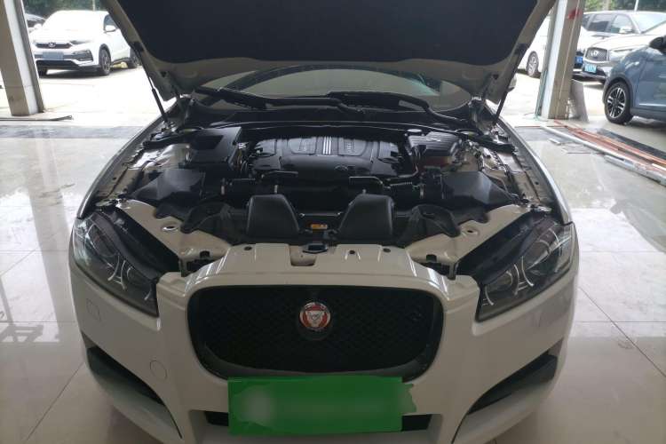 Used Jaguar XF 2014 XF 3.0 SC Sport Club Limited Edition Engine Bay