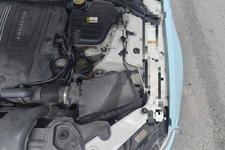 Used Jaguar XF 2014 XF 3.0 SC Sport Club Limited Edition Engine Bay Left