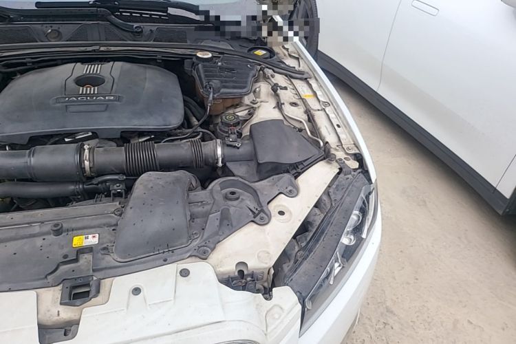 Used Jaguar XF 2014 XF 2.0T Prestige Edition Engine Bay Left