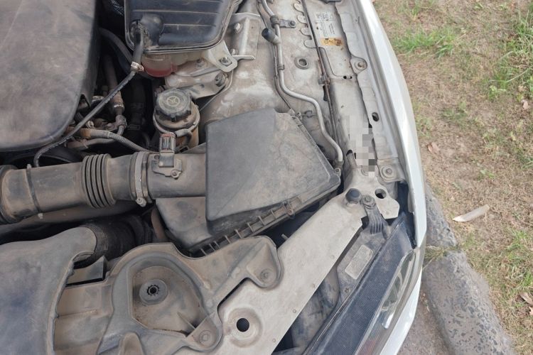 Used Jaguar XF 2014 XF 2.0T Prestige Edition Engine Bay Left