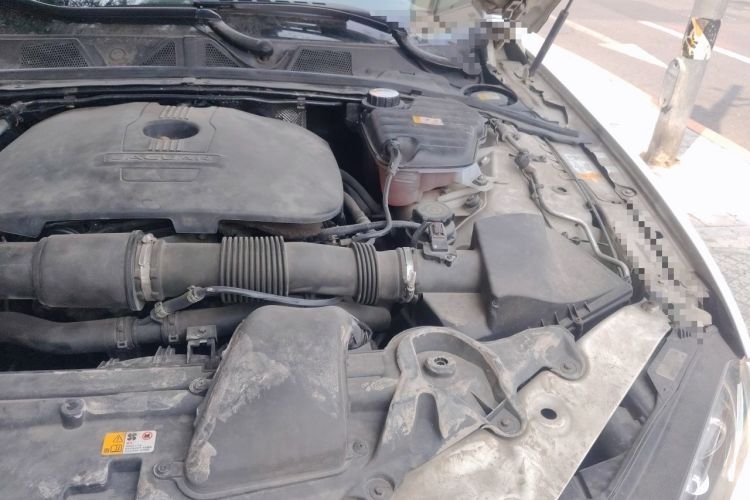 Used Jaguar XF 2014 XF 2.0T Prestige Edition Engine Bay Left