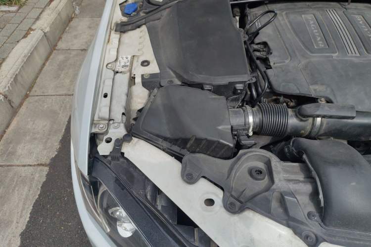Used Jaguar XF 2014 XF 3.0 SC Luxury Edition Engine Bay Right