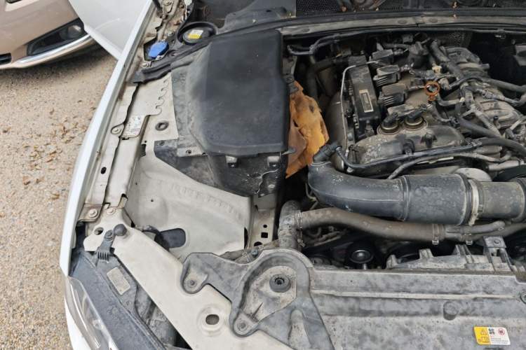 Used Jaguar XF 2014 XF 2.0T Prestige Edition Engine Bay Right