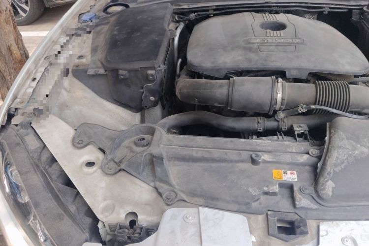 Used Jaguar XF 2014 XF 2.0T Prestige Edition Engine Bay Right