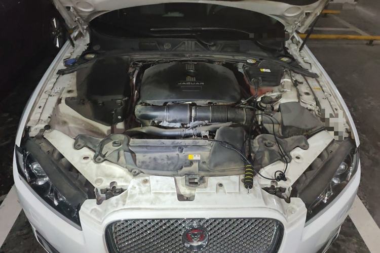 Used Jaguar XF 2014 XF 2.0T Luxury Edition Engine Bay