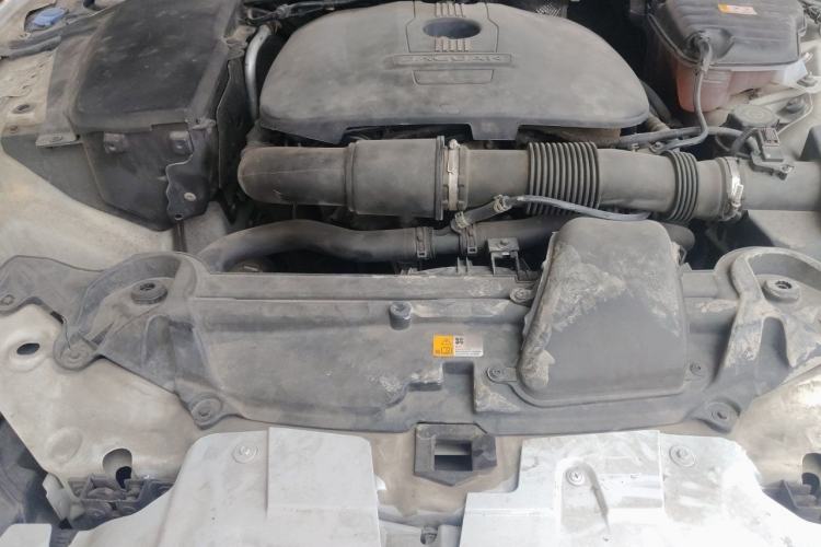 Used Jaguar XF 2014 XF 2.0T Prestige Edition Engine Bay