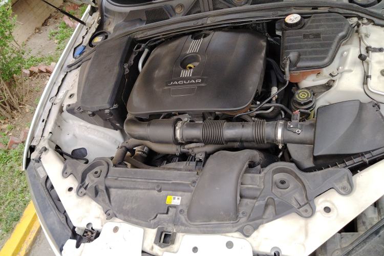 Used Jaguar XF 2014 XF 2.0T Luxury Edition Engine Bay