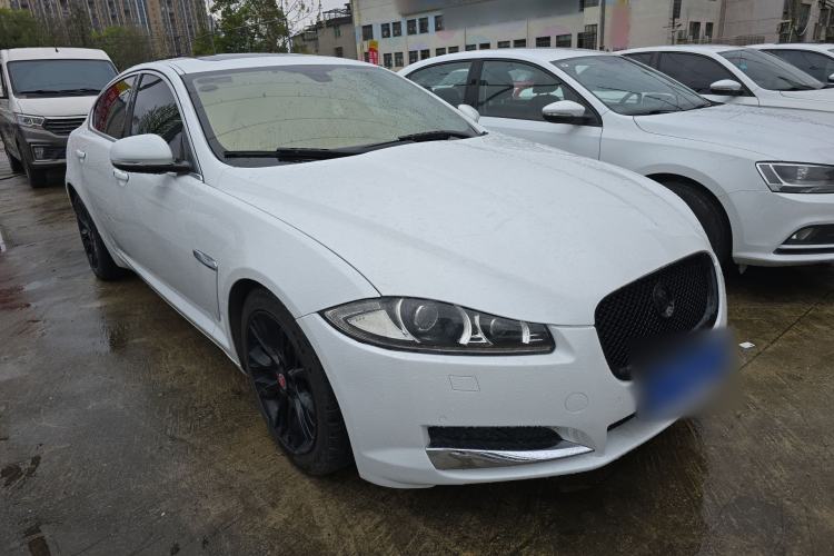 Used Jaguar XF 2014 XF 2.0T Luxury Edition Exterior 1