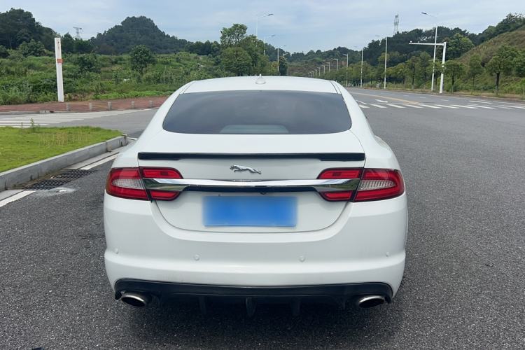 Used Jaguar XF 2014 XF 2.0T Luxury Edition Exterior 7