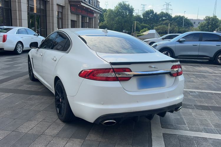Used Jaguar XF 2014 XF 2.0T Luxury Edition Exterior 7