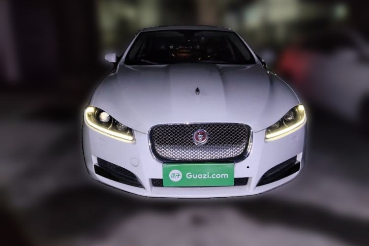 Used Jaguar XF 2014 XF 2.0T Luxury Edition Front