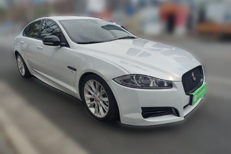 Used Jaguar XF 2014 XF 3.0 SC Luxury Edition Front Right 45 Deg