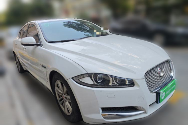 Used Jaguar XF 2014 XF 2.0T Prestige Edition Front Right 45 Deg