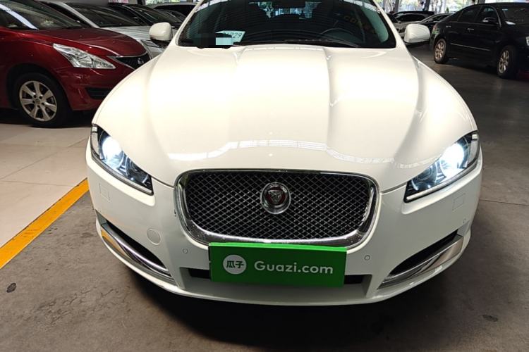 Used Jaguar XF 2014 XF 2.0T Luxury Edition Front