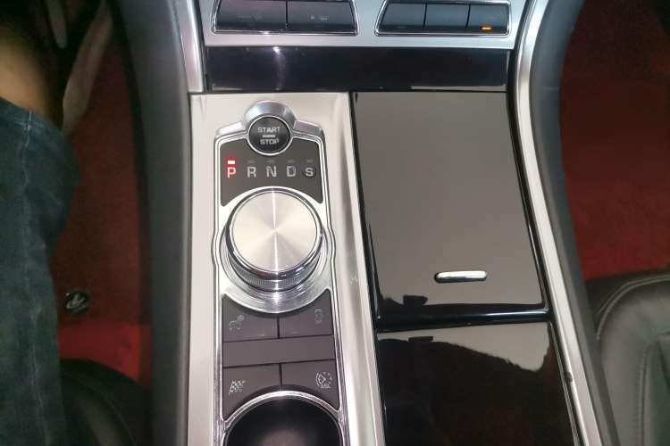 Used Jaguar XF 2014 XF 3.0 SC Sport Club Limited Edition Gear Lever