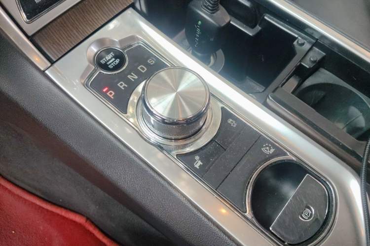 Used Jaguar XF 2014 XF 2.0T Prestige Edition Gear Lever