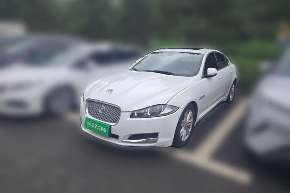 Jaguar XF 2014