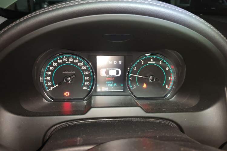 Used Jaguar XF 2014 XF 2.0T Luxury Edition Instrument Cluster