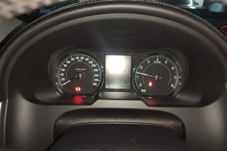 Used Jaguar XF 2014 XF 2.0T Prestige Edition Instrument Cluster
