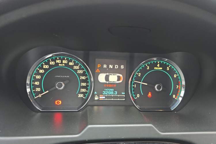 Used Jaguar XF 2014 XF 2.0T Luxury Edition Instrument Cluster