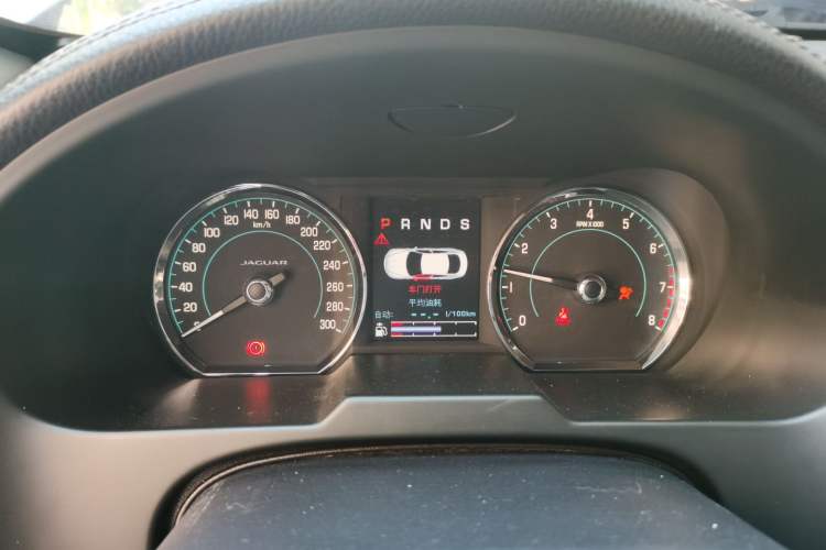 Used Jaguar XF 2014 XF 2.0T Prestige Edition Instrument Cluster