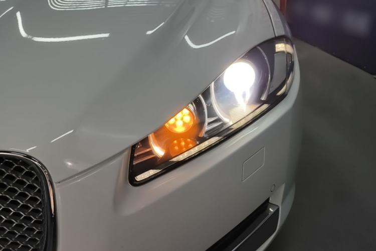 Used Jaguar XF 2014 XF 2.0T Prestige Edition Left Front Headlight