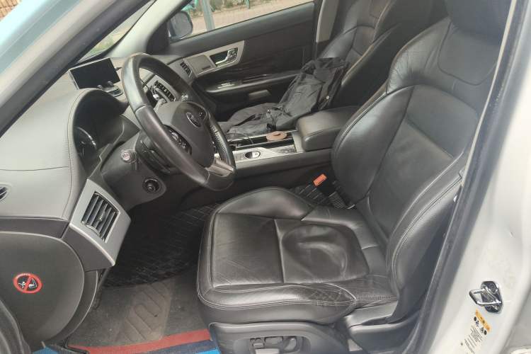 Used Jaguar XF 2014 XF 3.0 SC Sport Club Limited Edition Left Front Seat