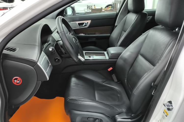 Used Jaguar XF 2014 XF 2.0T Prestige Edition Left Front Seat