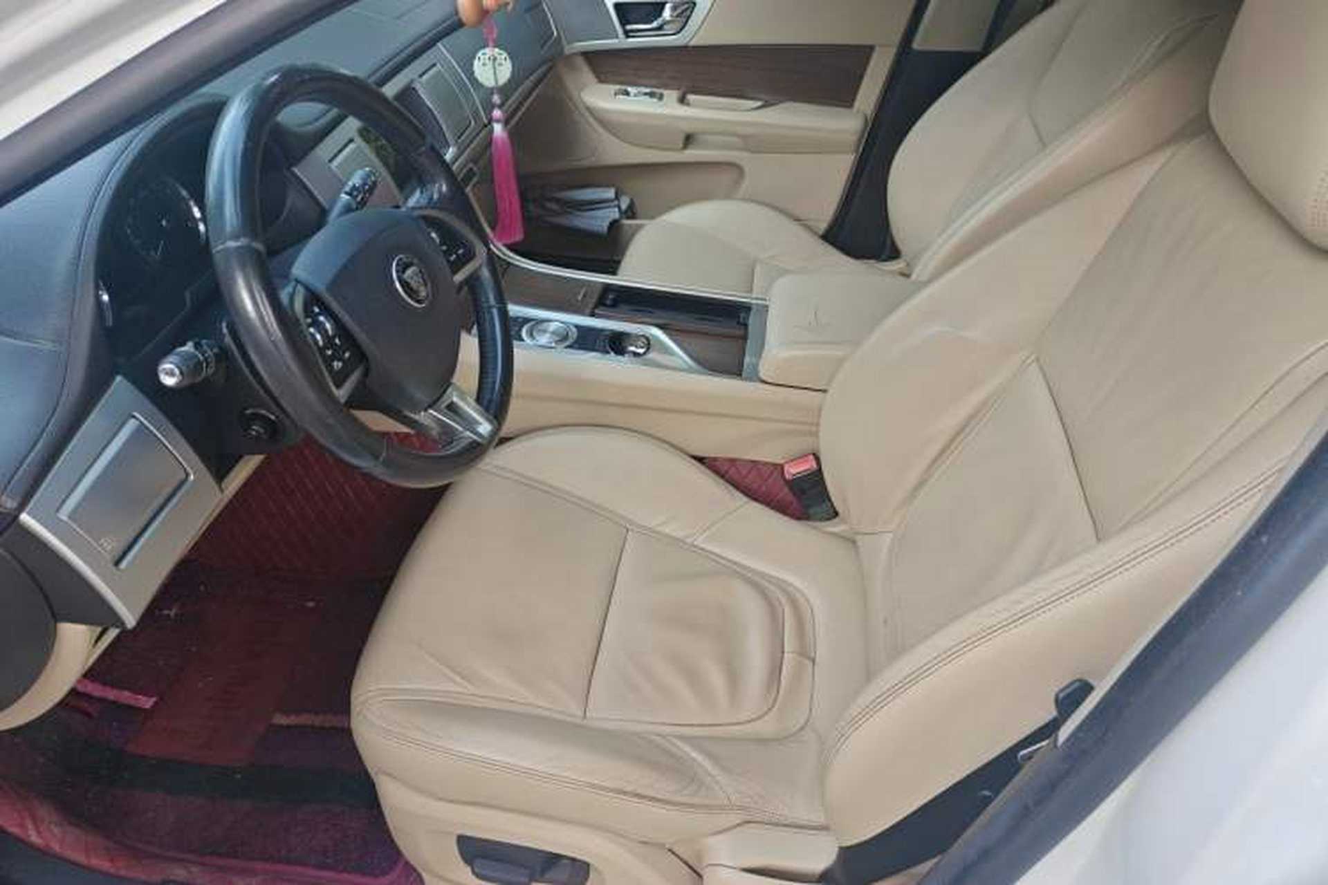 Used Jaguar XF 2014 XF 2.0T Prestige Edition Left Front Seat