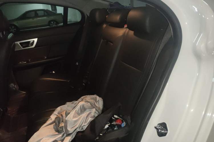 Used Jaguar XF 2014 XF 2.0T Prestige Edition Left Rear Seat