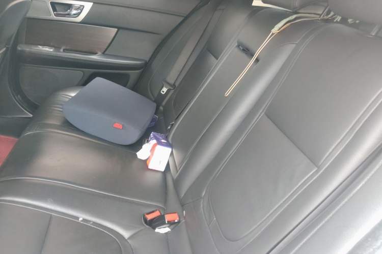Used Jaguar XF 2014 XF 2.0T Prestige Edition Left Rear Seat