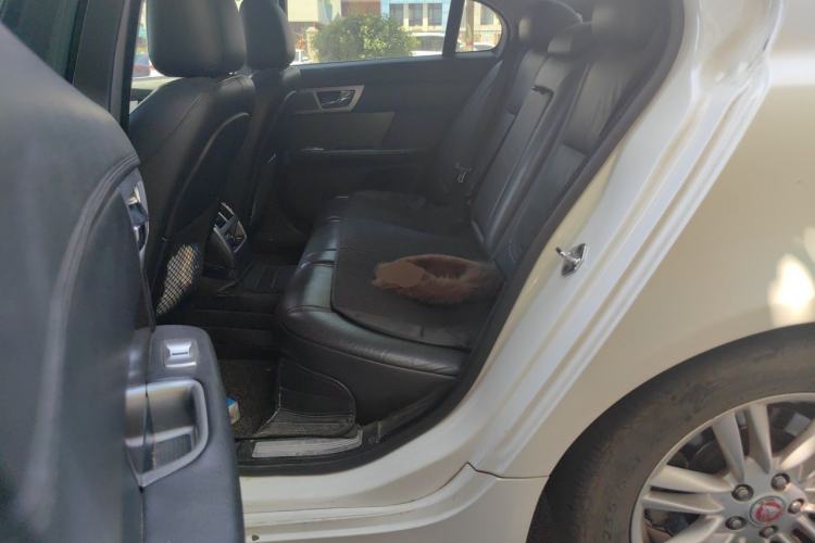Used Jaguar XF 2014 XF 2.0T Prestige Edition Left Rear Seat