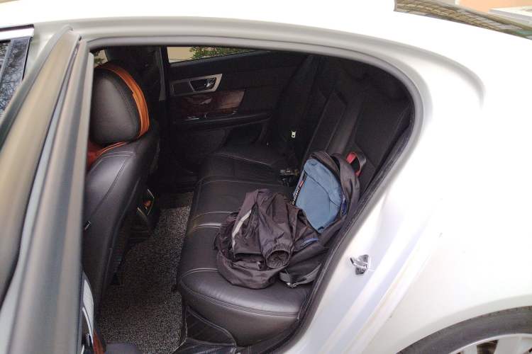 Used Jaguar XF 2014 XF 2.0T Luxury Edition Left Rear Seat