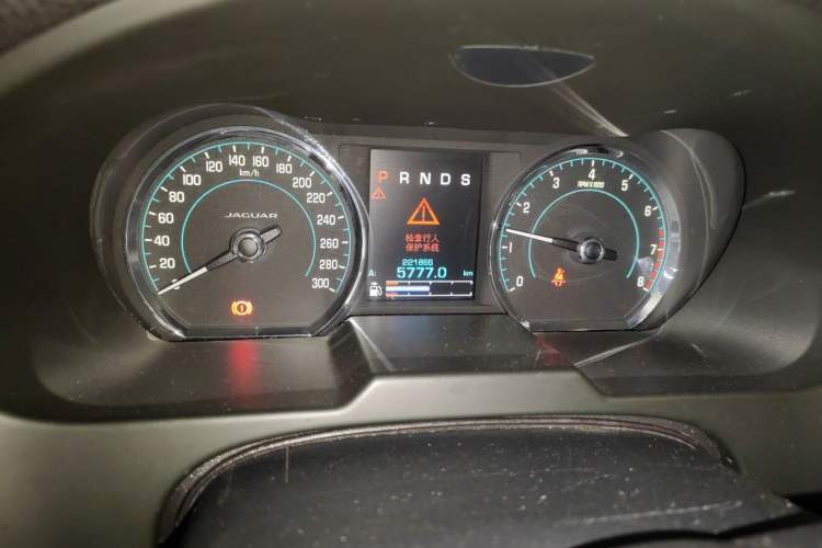 Used Jaguar XF 2014 XF 2.0T Prestige Edition Odometer Close Up