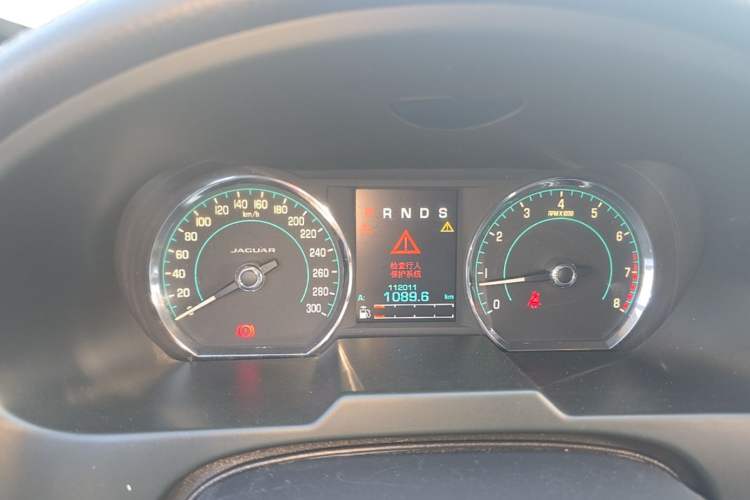 Used Jaguar XF 2014 XF 3.0 SC Sport Club Limited Edition Odometer Close Up