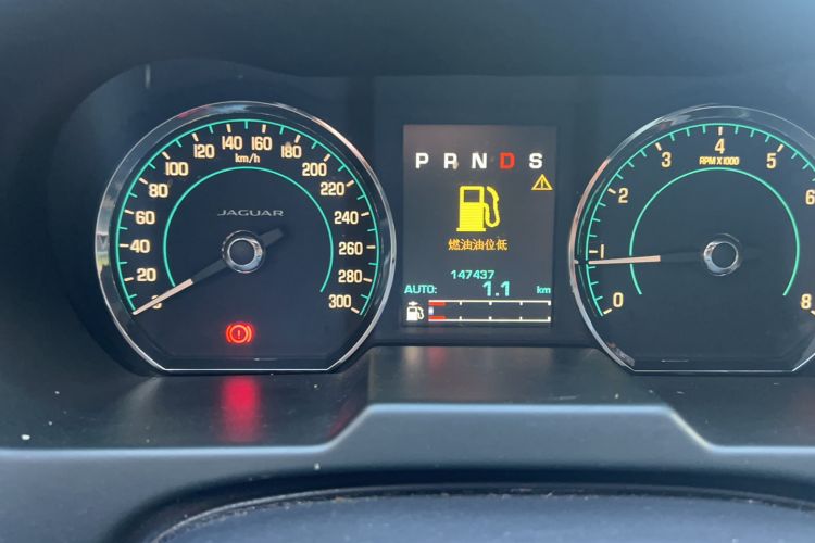 Used Jaguar XF 2014 XF 2.0T Luxury Edition Odometer Close Up