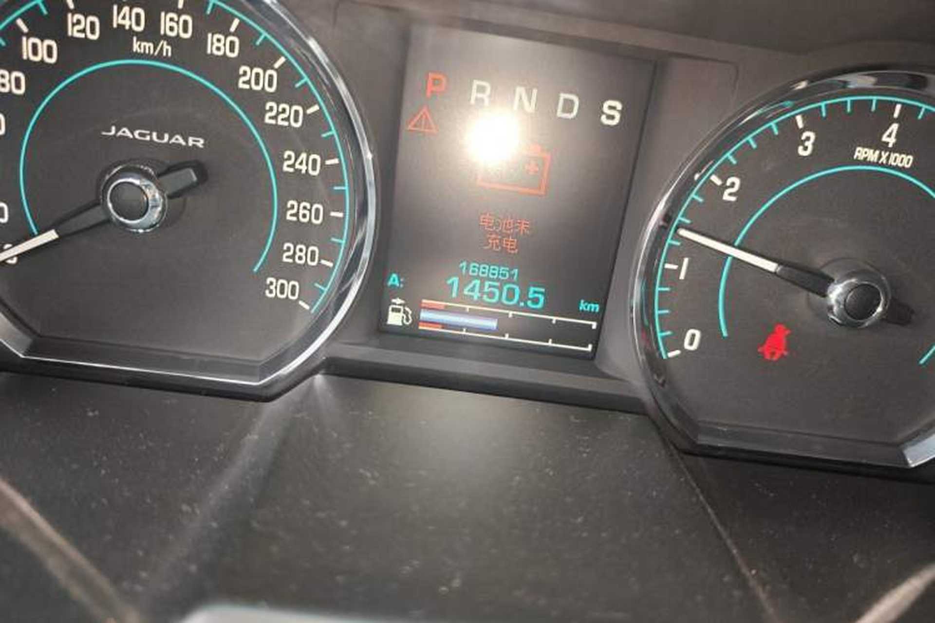 Used Jaguar XF 2014 XF 2.0T Prestige Edition Odometer Close Up