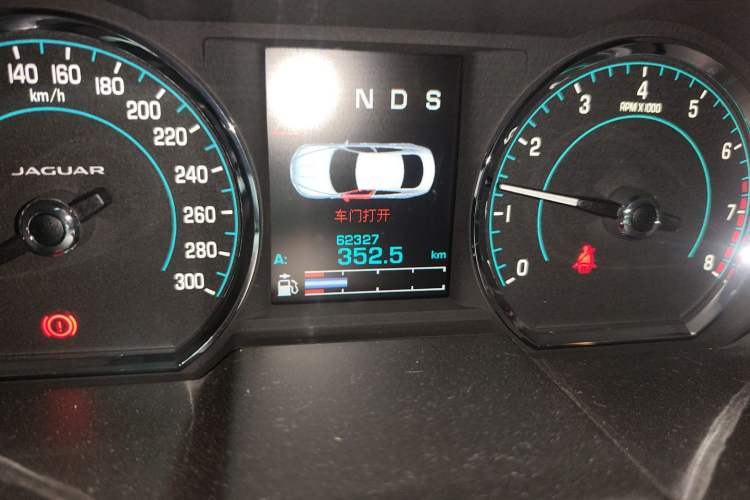 Used Jaguar XF 2014 XF 2.0T Luxury Edition Odometer Close Up