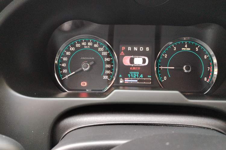 Used Jaguar XF 2014 XF 2.0T Luxury Edition Odometer Close Up