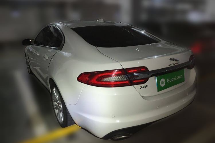 Used Jaguar XF 2014 XF 2.0T Luxury Edition Rear Left 45 Deg