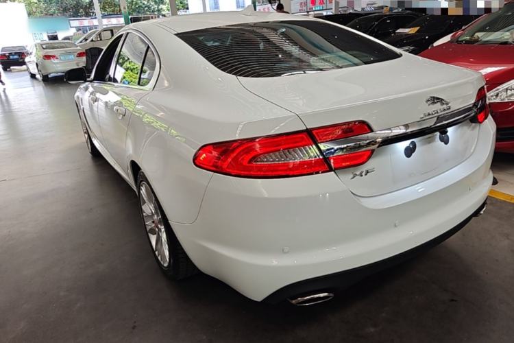 Used Jaguar XF 2014 XF 2.0T Luxury Edition Rear Left 45 Deg