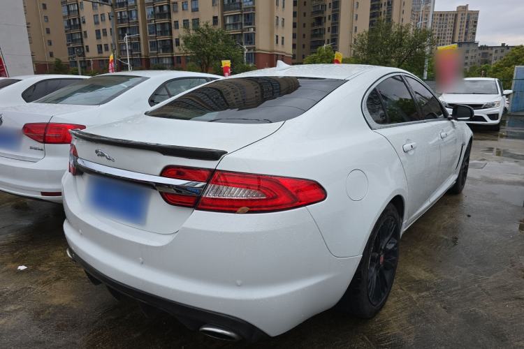 Used Jaguar XF 2014 XF 2.0T Luxury Edition Rear Right 45 Deg