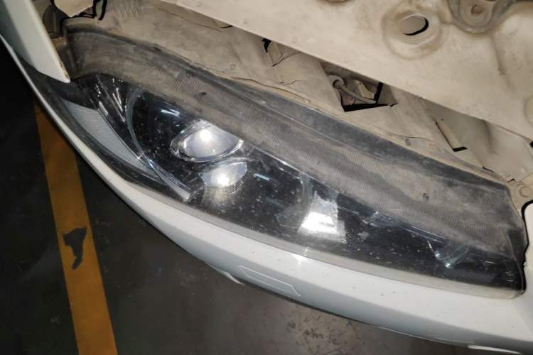 Used Jaguar XF 2014 XF 2.0T Prestige Edition Right Front Headlight