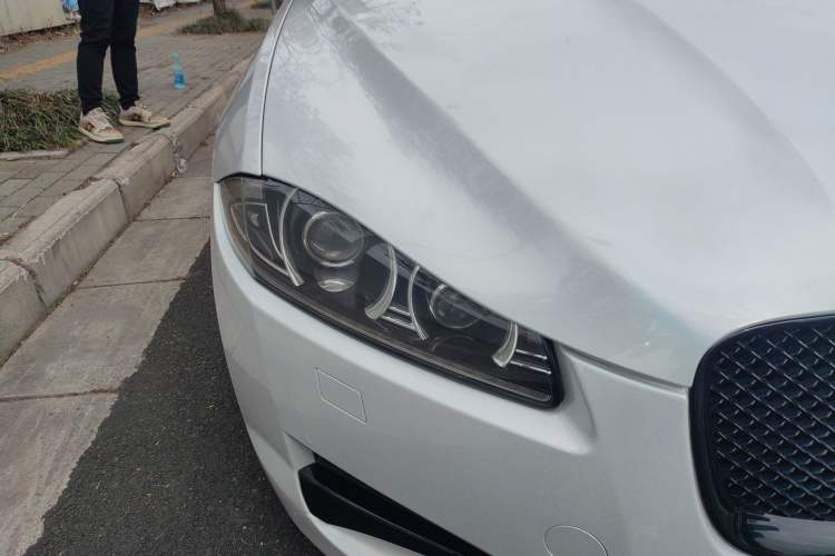 Used Jaguar XF 2014 XF 3.0 SC Luxury Edition Right Front Headlight