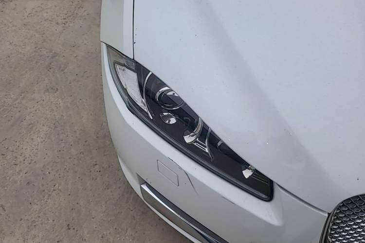 Used Jaguar XF 2014 XF 2.0T Prestige Edition Right Front Headlight