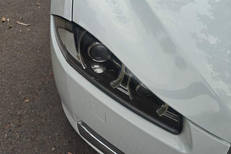 Used Jaguar XF 2014 XF 2.0T Prestige Edition Right Front Headlight