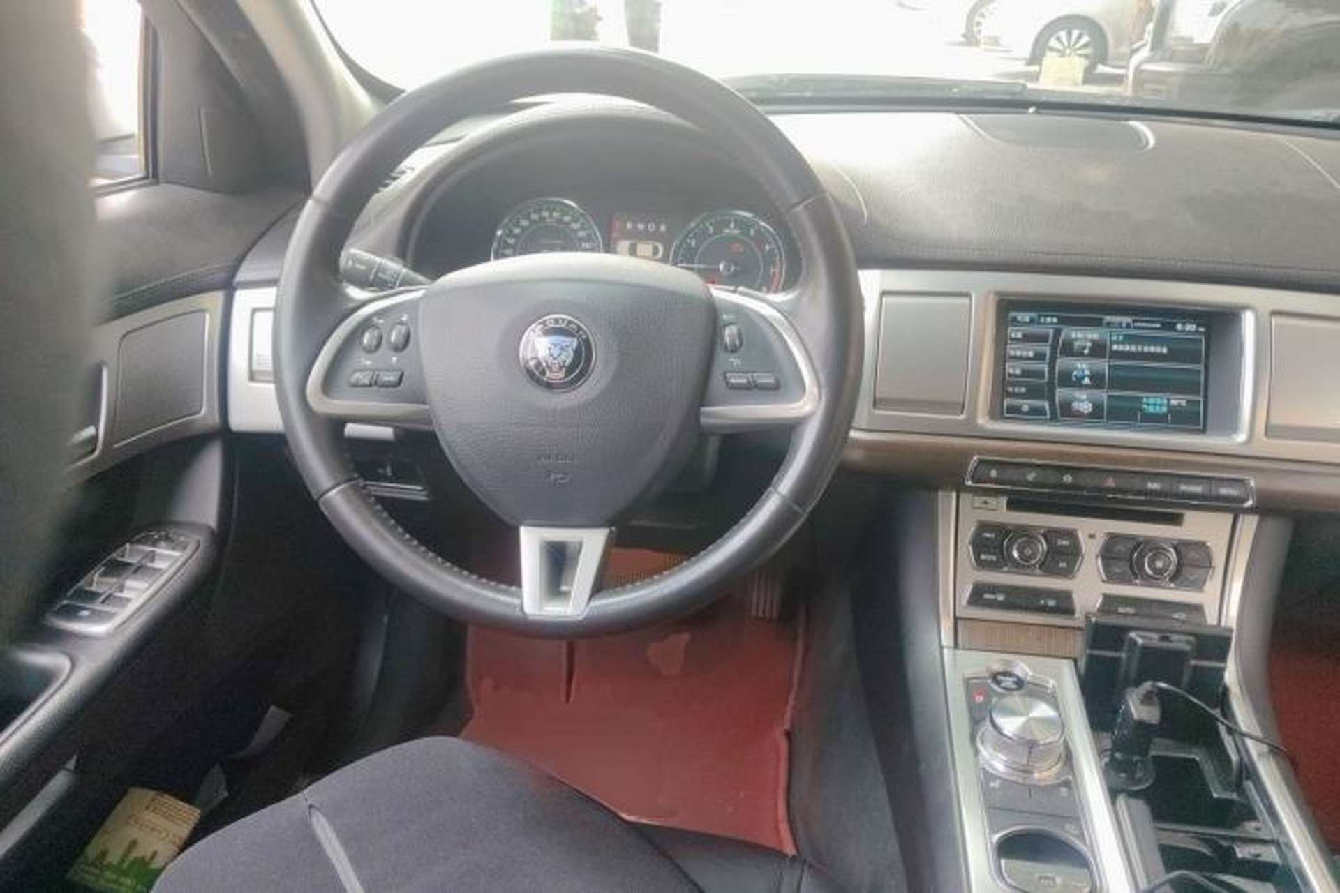 Used Jaguar XF 2014 XF 2.0T Prestige Edition Steering Wheel