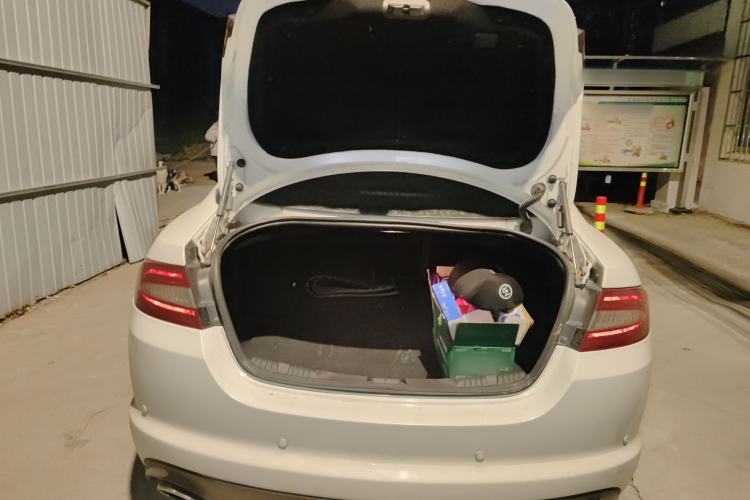 Used Jaguar XF 2014 XF 2.0T Prestige Edition Trunk